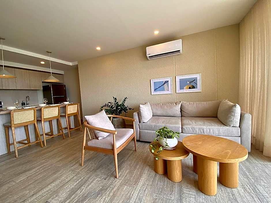 Hotel Dominique By Stayq 5*