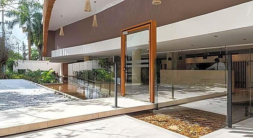 Hotel Dominique By Stayq 5*